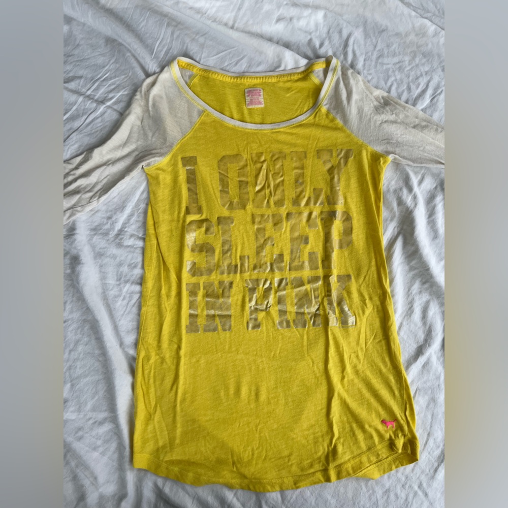 I only sleep in PINK y2k vintage 2000s 3 quarter sleeve size XS
